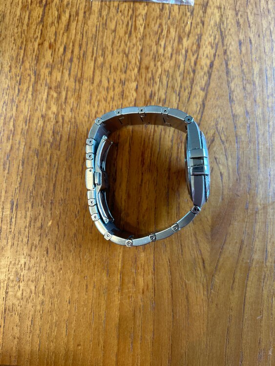 オメガ コンステーション （高級時計）の商品画像 - 査定依頼日：2025年5月19日 - 最高査定価格：250,000円