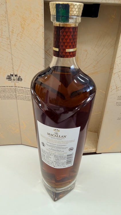 マッカラン レアカス ク 700ml（お酒）の商品画像 - 査定依頼日：2026年8月1日 - 最高査定価格：23,000円