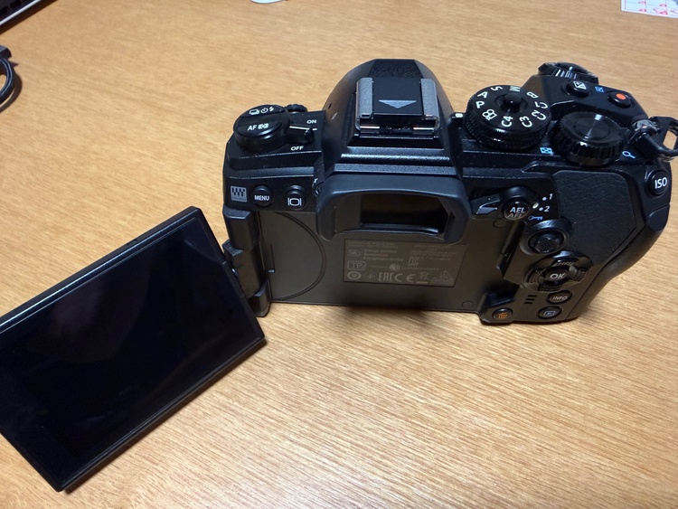 OM-D EM-1 markⅢ（カメラ）の商品画像 - 査定依頼日：2026年8月24日 - 最高査定価格：70,000円