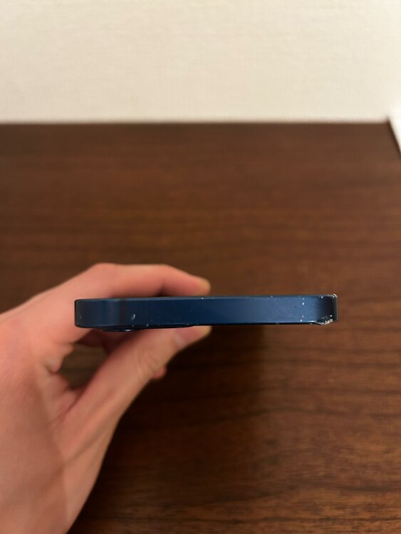 iPhone12（スマホ）の商品画像 - 査定依頼日：2025年4月8日 - 最高査定価格：10,000円