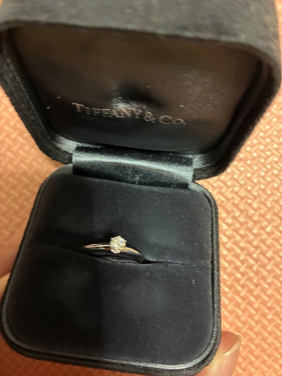 ティファニー一粒ダイヤリング（宝石）の商品画像 - 査定依頼日：2025年6月9日 - 最高査定価格：60,000円