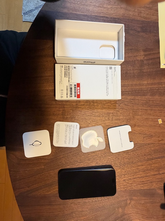 iPhone15pro 128GB ブルーチタニウム（スマホ）の商品画像 - 査定依頼日：2026年1月24日 - 最高査定価格：81,000円