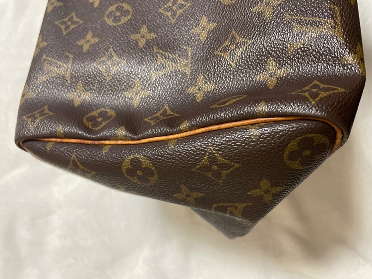 ルイヴィトン モノグラム （ブランドバッグ）の商品画像 - 査定依頼日：2025年10月12日 - 最高査定価格：15,000円