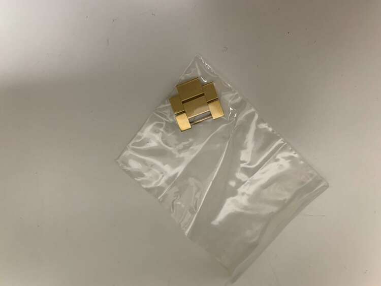 ロレックス デイデイト （高級時計）の商品画像 - 査定依頼日：2025年3月12日 - 最高査定価格：2,400,000円