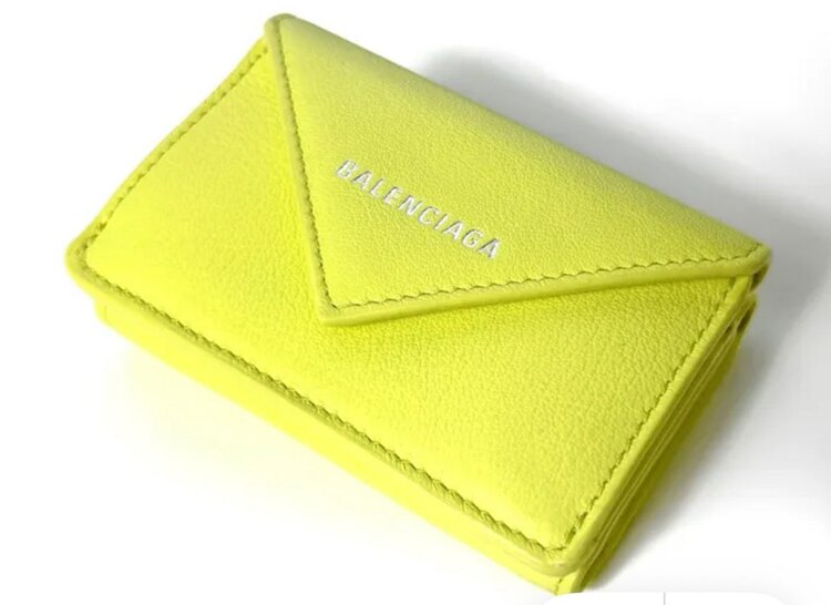 バレンシアガ  （ブランドバッグ）の商品画像 - 査定依頼日：2025年5月30日 - 最高査定価格：24,000円