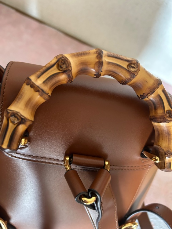 バンブーバックパック（ブランドバッグ）の商品画像 - 査定依頼日：2026年1月12日 - 最高査定価格：100,000円