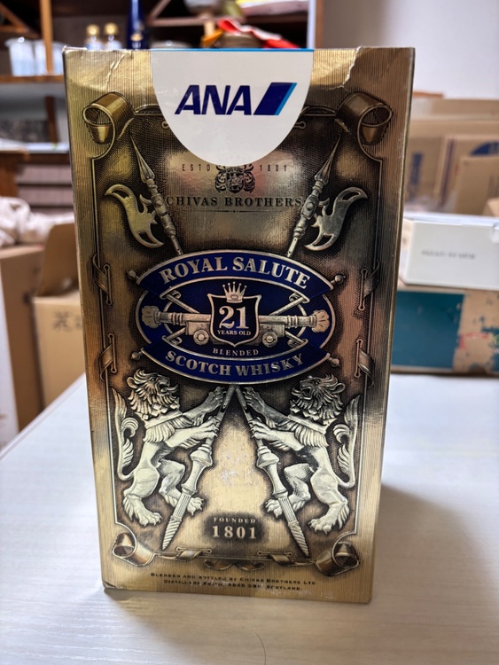 ロイヤルサルート　ANAコラボ商品（お酒）の商品画像 - 査定依頼日：2026年3月24日 - 最高査定価格：4,000円