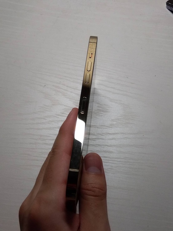 iPhone iPhone 12 Pro Max 256GB SIMフリー（スマホ）の商品画像 - 査定依頼日：2026年5月28日 - 最高査定価格：45,000円