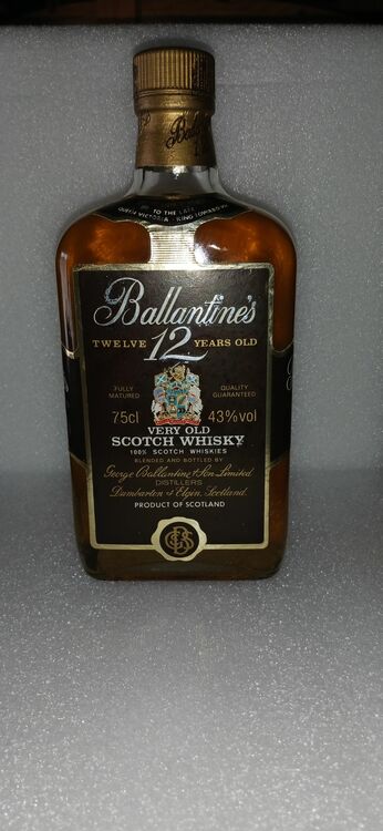 ウイスキー バランタイン （お酒）の商品画像 - 査定依頼日：2025年11月6日 - 最高査定価格：500円