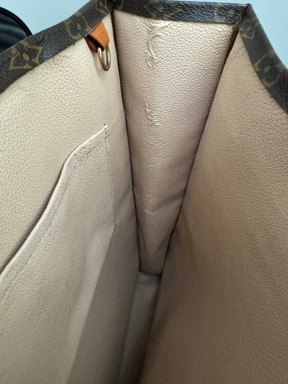 ルイヴィトン モノグラム （ブランドバッグ）の商品画像 - 査定依頼日：2025年4月16日 - 最高査定価格：70,000円