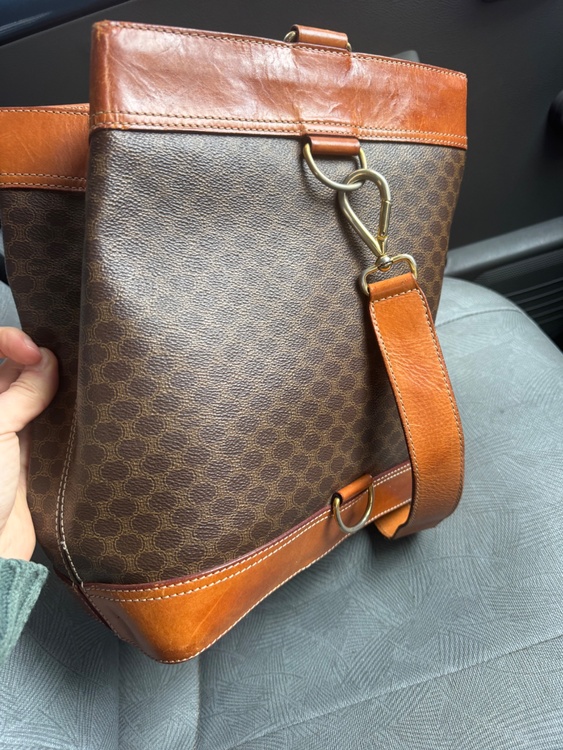 ハンドバッグ（ブランドバッグ）の商品画像 - 査定依頼日：2026年2月6日 - 最高査定価格：25,000円