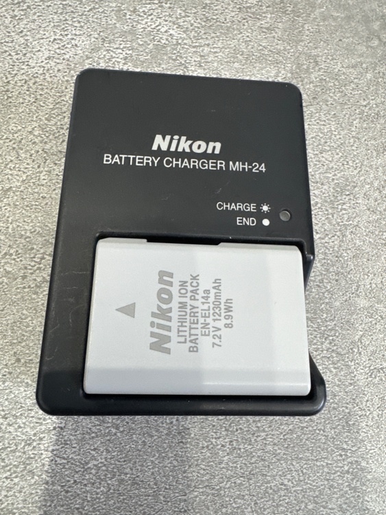 D5300（カメラ）の商品画像 - 査定依頼日：2026年5月14日 - 最高査定価格：21,100円