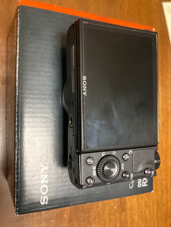 サイバーショット（カメラ）の商品画像 - 査定依頼日：2026年3月19日 - 最高査定価格：45,000円