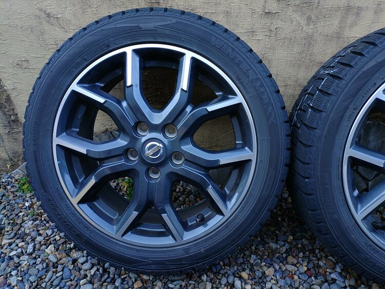 ホイールタイヤ（カー用品）の商品画像 - 査定依頼日：2026年1月22日 - 最高査定価格：8,000円