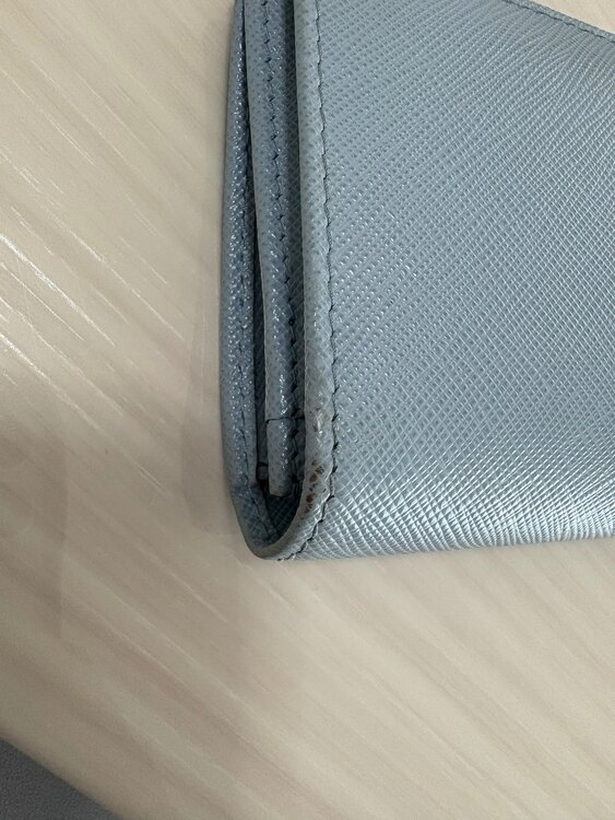 プラダ  （ブランドバッグ）の商品画像 - 査定依頼日：2025年4月30日 - 最高査定価格：15,000円