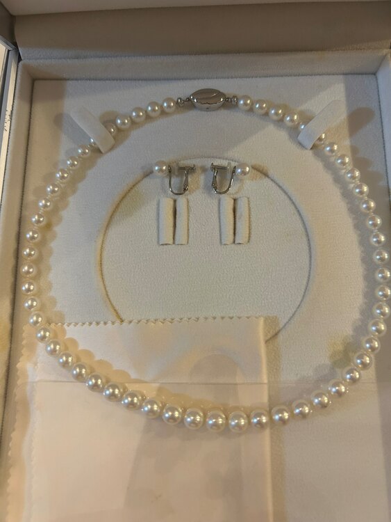 パールネックレス、イヤリング（宝石）の商品画像 - 査定依頼日：2025年5月29日 - 最高査定価格：15,000円