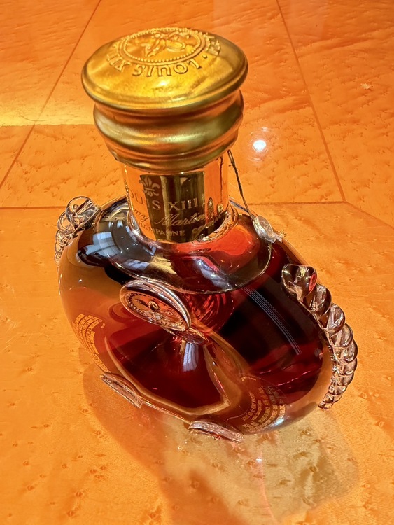 レミーマルタンLouis XIII（お酒）の商品画像 - 査定依頼日：2026年7月31日 - 最高査定価格：120,000円