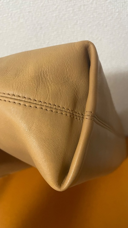 ヴィンテージ　ショルダー　ココマーク　ベージュ（ブランドバッグ）の商品画像 - 査定依頼日：2026年3月3日 - 最高査定価格：100,000円