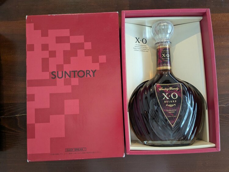 サントリーブランデーxoデラックス（お酒）の商品画像 - 査定依頼日：2026年5月4日 - 最高査定価格：500円