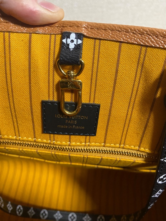 オンザゴーGM（ブランドバッグ）の商品画像 - 査定依頼日：2026年3月23日 - 最高査定価格：100,000円