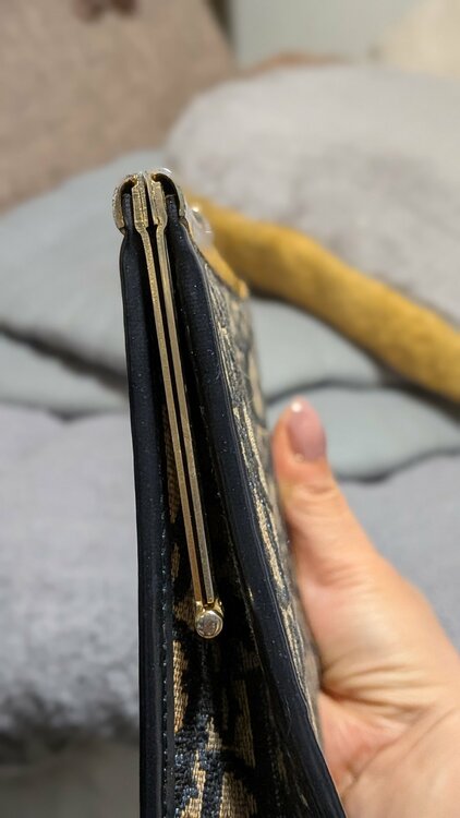 クラッチバッグ　トロリー（ブランドバッグ）の商品画像 - 査定依頼日：2026年2月12日 - 最高査定価格：8,000円