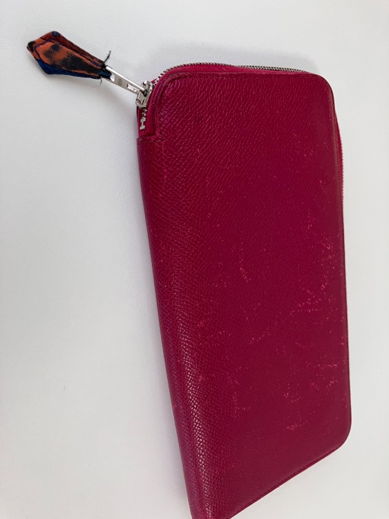 長財布（ブランド財布・小物）の商品画像 - 査定依頼日：2025年10月15日 - 最高査定価格：13,000円