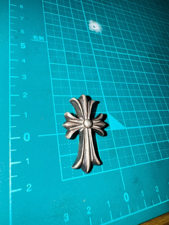 CHクロスネックレス（古着・ファッション）の商品画像 - 査定依頼日：2026年8月28日 - 最高査定価格：30,000円