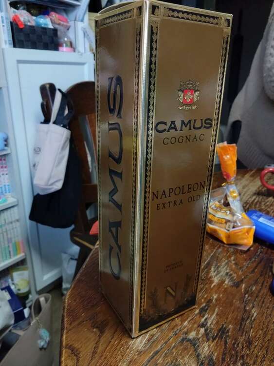 COGNAC NAPOLEON EXTRA OLD（お酒）の商品画像 - 査定依頼日：2025年3月8日 - 最高査定価格：1,500円
