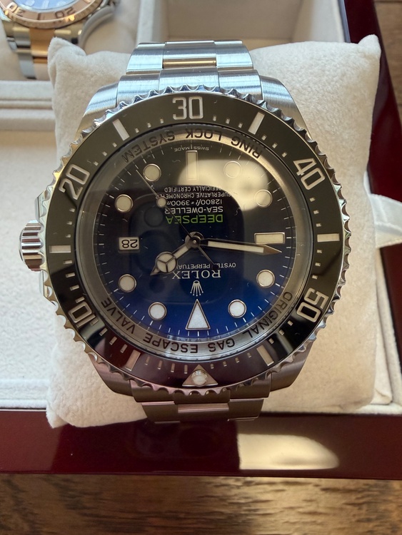 ロレックス シードゥエラー （高級時計）の商品画像 - 査定依頼日：2026年3月12日 - 最高査定価格：1,900,000円