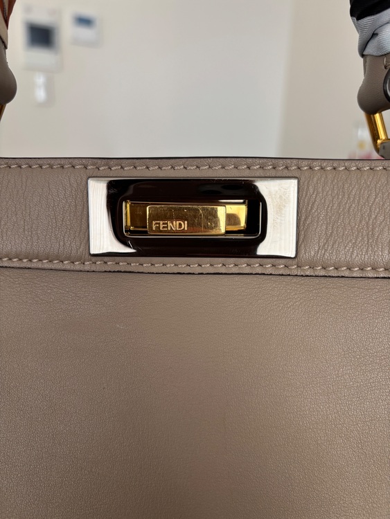 ピーカーブー（ブランドバッグ）の商品画像 - 査定依頼日：2025年7月5日 - 最高査定価格：250,000円