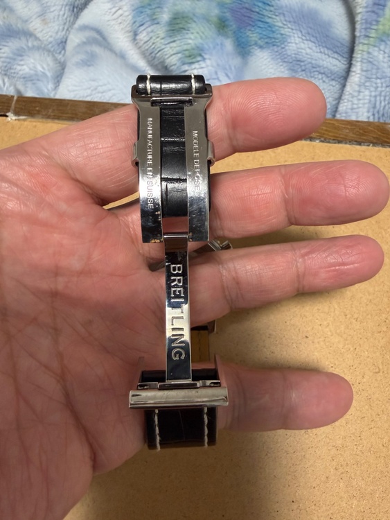 ナビタイマー　AB0127（高級時計）の商品画像 - 査定依頼日：2026年1月31日 - 最高査定価格：660,000円