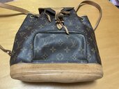 モンスリ（ブランドバッグ）の商品画像 - 査定依頼日：2026年4月28日 - 最高査定価格：100,000円