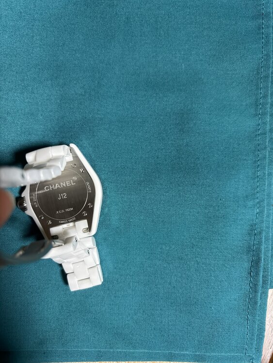 シャネル J12 H162（高級時計）の商品画像 - 査定依頼日：2025年3月23日 - 最高査定価格：400,000円