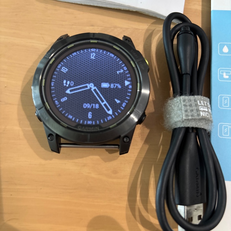 GARMIN enduro2（高級時計）の商品画像 - 査定依頼日：2026年9月18日 - 最高査定価格：100,000円