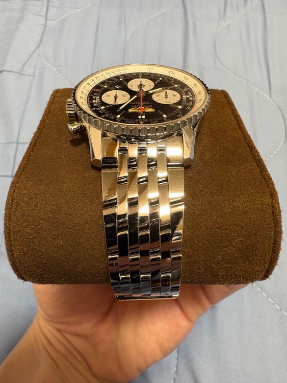 NAVITIMER B01 Japan Special Edition（高級時計）の商品画像 - 査定依頼日：2026年5月7日 - 最高査定価格：720,000円