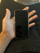 iPhone iPhone SE (第 2 世代) 128GB SIMフリー（スマホ）の商品画像 - 査定依頼日：2026年9月11日 - 最高査定価格：4,500円