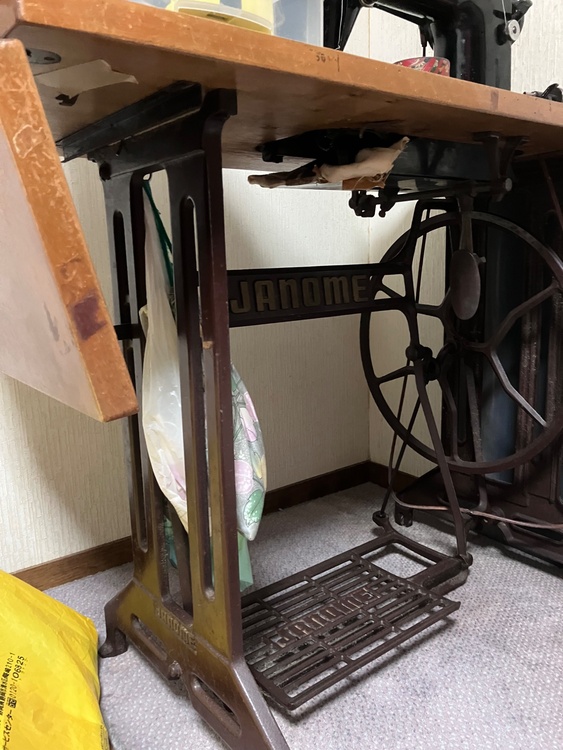 工業用ミシン（電動工具・農機具・業務用機械）の商品画像 - 査定依頼日：2026年1月19日 - 最高査定価格：5,000円