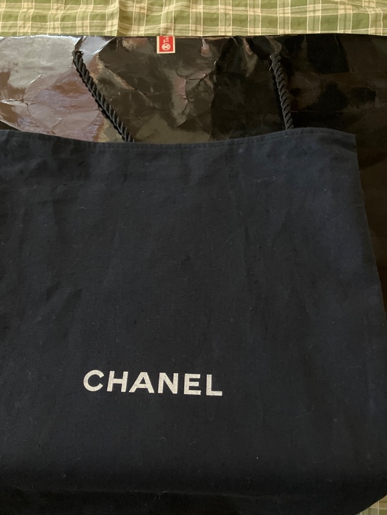 マトラッセ　ショルダー（ブランドバッグ）の商品画像 - 査定依頼日：2025年6月16日 - 最高査定価格：480,000円