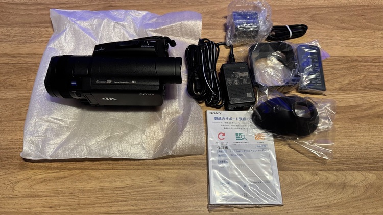 HANDYCAM（カメラ）の商品画像 - 査定依頼日：2025年10月23日 - 最高査定価格：145,000円