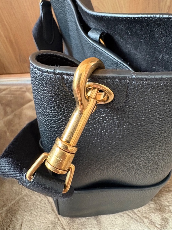 セリーヌ  （ブランドバッグ）の商品画像 - 査定依頼日：2026年2月20日 - 最高査定価格：130,000円