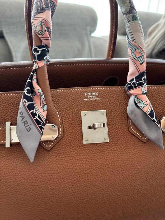 30 ゴールド　トゴ（ブランドバッグ）の商品画像 - 査定依頼日：2025年7月5日 - 最高査定価格：3,000,000円