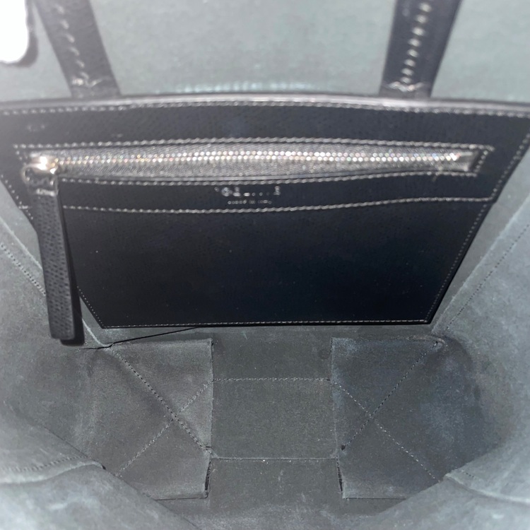 バーティカルカバ　スモール（ブランドバッグ）の商品画像 - 査定依頼日：2025年7月30日 - 最高査定価格：90,000円