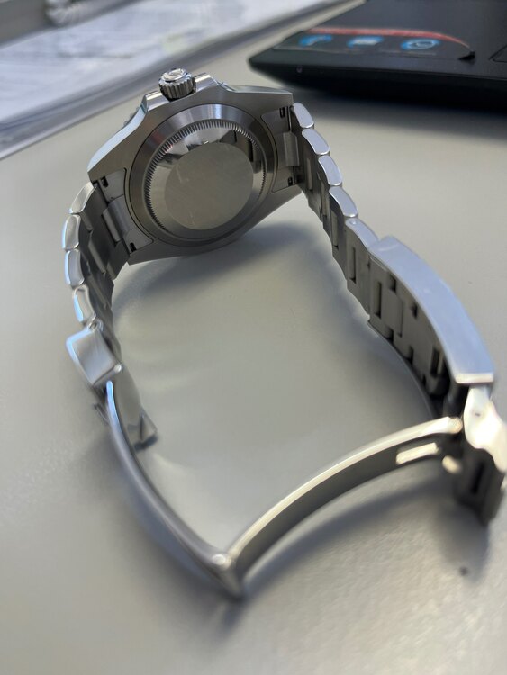 ロレックス サブマリーナー 126610LN （高級時計）の商品画像 - 査定依頼日：2025年2月20日 - 最高査定価格：1,950,000円