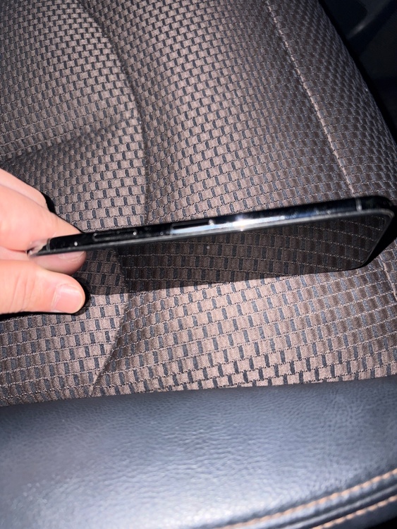 iPhone X（スマホ）の商品画像 - 査定依頼日：2026年2月3日 - 最高査定価格：11,000円