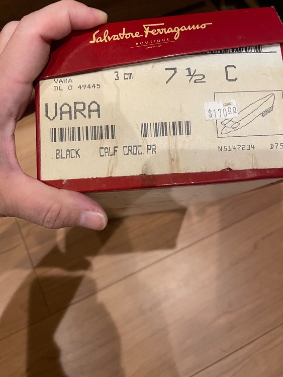 靴（古着・ファッション）の商品画像 - 査定依頼日：2025年11月30日 - 最高査定価格：1,500円