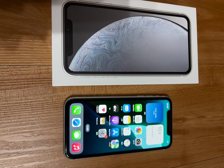 iPhoneXR 128GB docomo（スマホ）の商品画像 - 査定依頼日：2026年1月10日 - 最高査定価格：14,000円