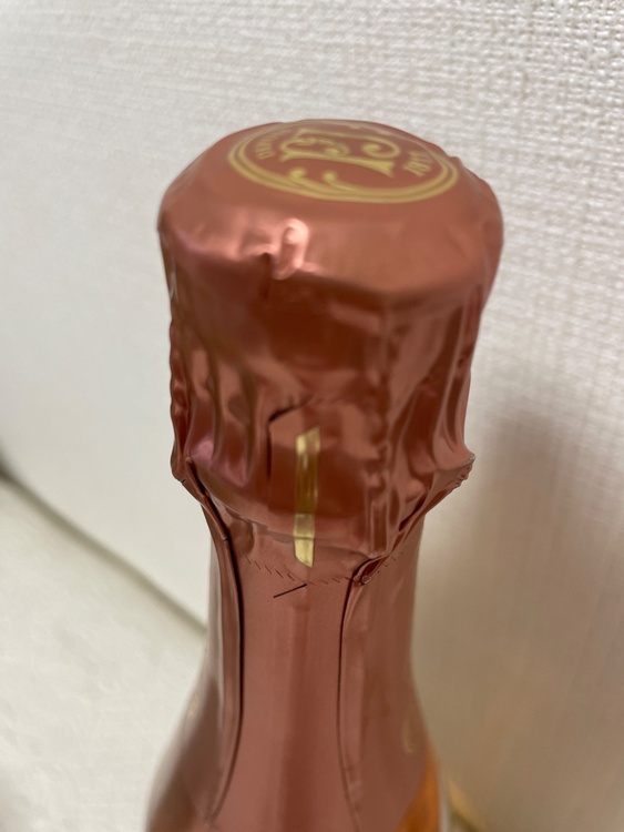 ベルエポック　ロゼ2014（お酒）の商品画像 - 査定依頼日：2026年5月16日 - 最高査定価格：31,000円