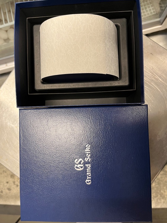 セイコー スプリントドライブ （高級時計）の商品画像 - 査定依頼日：2026年4月15日 - 最高査定価格：400,000円