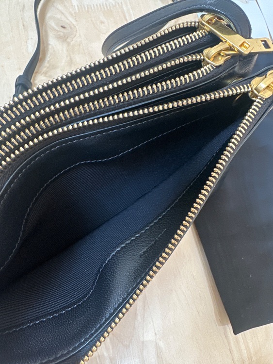 セリーヌ  （ブランドバッグ）の商品画像 - 査定依頼日：2025年11月4日 - 最高査定価格：55,000円