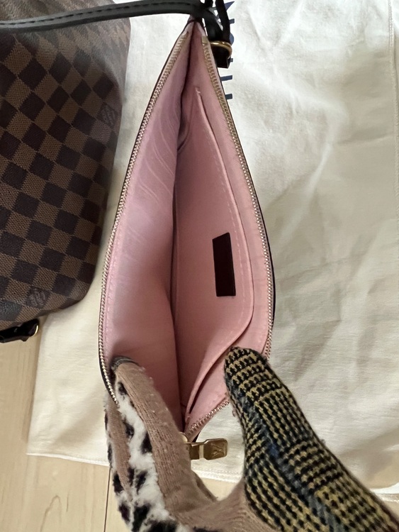 ルイヴィトン ダミエ （ブランドバッグ）の商品画像 - 査定依頼日：2025年10月27日 - 最高査定価格：200,000円